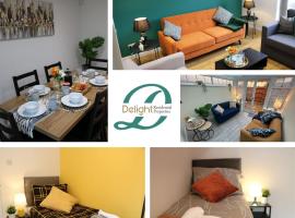 Stylish townhouse-Sleeps 9-Free parking، فندق في ميلتون كينز