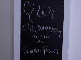 Schöne Unterkunft - Nähe Schweiz, hotel v destinaci Gottmadingen