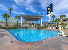 Studio 6 Suites Las Vegas, NV - Tropicana