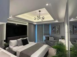 Stylish Stay at Azure North near Malls and Tourist Destinations โรงแรมติดทะเลในซานเฟอร์นานโด