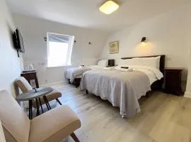 Allison House 16