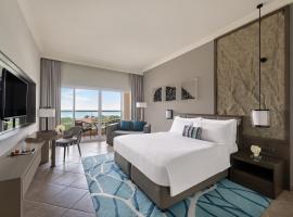 Fujairah Rotana Resort & Spa - Al Aqah Beach, hotelli kohteessa Al Aqah