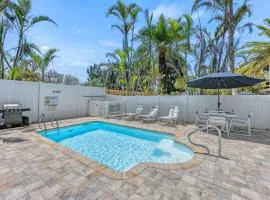 Sandy Cabana - 1104N