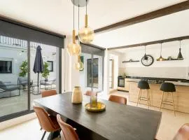 Kosta Homes - Modern Two Bedroom with Terrace