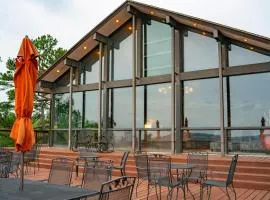The Ozark Deck House
