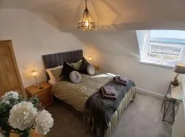 Seashell Apartment