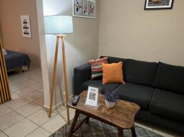 FA Temporarios 1 - Interno - centro - Inst Cardiologico - cochera, hotel pet friendly a Corrientes