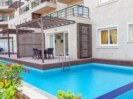 Thalassa Beach Apartment with Swimming Pool, hotel in Perivolia tou Trikomou