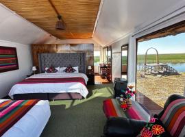 Uros Waliski Lodge, hotel v destinácii Puno