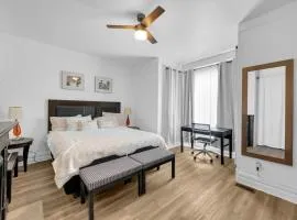 Spacious 3BR Detroit Apt Sleeps 7 WiFi