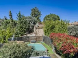 Nouveauté, maison avec piscine