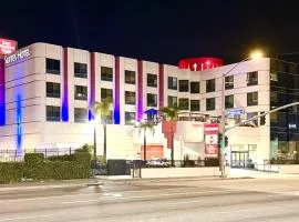 Best Western Plus Suites Hotel - LAX Airport LA Stadium