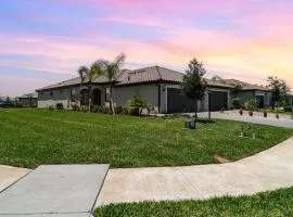 Welcome to Your Dream Condo in Lorraine Lakes Lakewood Ranch