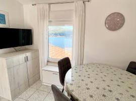 Charming Apartments Dalmatian Misto Čiovo, acomoda&ccedil;&atilde;o com cozinha em Okrug Donji