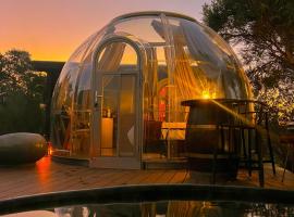 The Vino Dome By Once Upon A Dome Franschhoek、フランシュホークのホテル