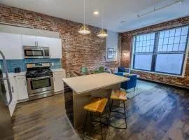 Luxury at 3br 2ba 200mbps Internet