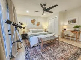Sedona Oasis Luxe Home with Views Hot Tub and More