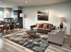 Hollywood Homes Free parking close to all things LA, holiday rental in Los Angeles