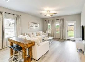 Pool Access Modern Retreat in Lowry Crossing!