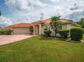 Luxury with a pool: Inverness şehrinde bir otel