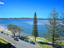 Golden Beach Ocean Views, Passage at your Doorstep、Golden Beachのホテル