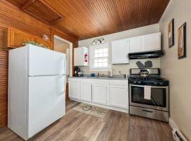 NEW - Mins to Manchester - Nashua - Queen Bed, hotel a Milford