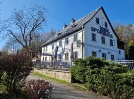 Penzion a restaurant Sportturia