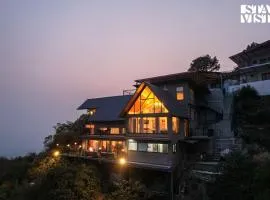 StayVista at Bourbon Sky with Bonfire, BBQ, Lawn