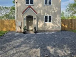 Inner cottage