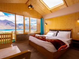 Falcon'S Cottages, hotel v destinaci Meruk