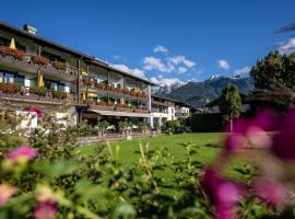 Alpenjuwel Parkhotel Wallgau 4 Sterne Superior Genusshotel mit Spa feinster Kulinarik & Golf Ihr Rückzugsort inmitten der Alpen mit Tradition und Eleganz, Hotel in Wallgau
