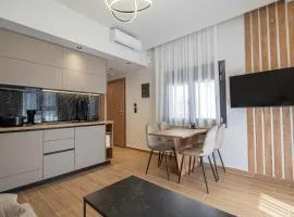 Eleni Luxury Suites by RentalsPro - Nea Kallikrateia Halkidiki