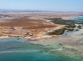 Wadi Lahami Village, hotel in Abū Ghuşūn