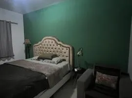 Quarto Privativo Ótima localização