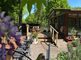 Chalet de kleine Eekhoorn, chata v destinaci Lage Mierde