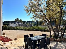 Luxury Villa in Valle d'Itria, hotel in Selva di Fasano