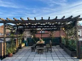 Reitia Penthouse in Historic Center