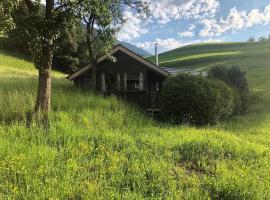 Gemütliche Berghütte in Sonniger und Super Lage!, cottage in Haus