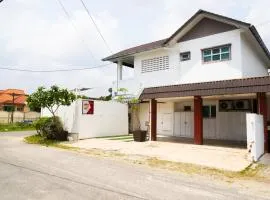Canal Dusun Muda Homestay Kota Bharu