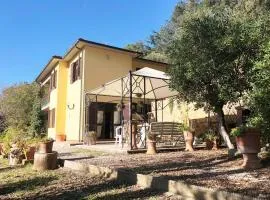 Casa Lisa a Casale Marittimo by Zoom In Earth