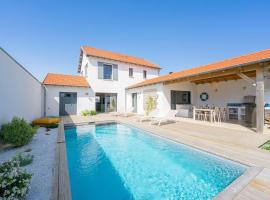 La Villa des Vagues, hotel in Châtelaillon-Plage