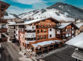 Hotel Glücksschmiede - Hinterglemm，位于萨尔巴赫的酒店