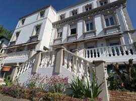 Cit'Hôtel Beausoleil DAX – hotel w mieście Dax