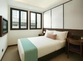 Hotel Grand Tej Palace