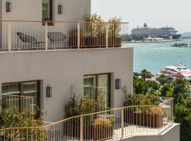 Mitsis N'U Piraeus Port, hotel Pireuszban