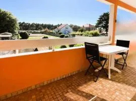 Plage et centre à 100m avec balcon et parking privé 4 pers