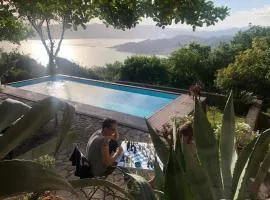 Lovely House with private pool 3X2 with jacuzzi and breakfast with garden and BBQ next seaside and train station