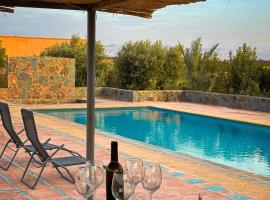 Atlas Agafay Horizon Marrakech Auberge & Luxury Suites, hotel v destinaci Aquine-Mazouz
