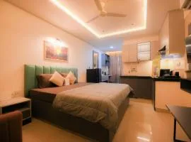 The Starlit Stays-Modern Studio