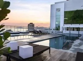 SHB - Requinte, Vista Mar e Piscina!